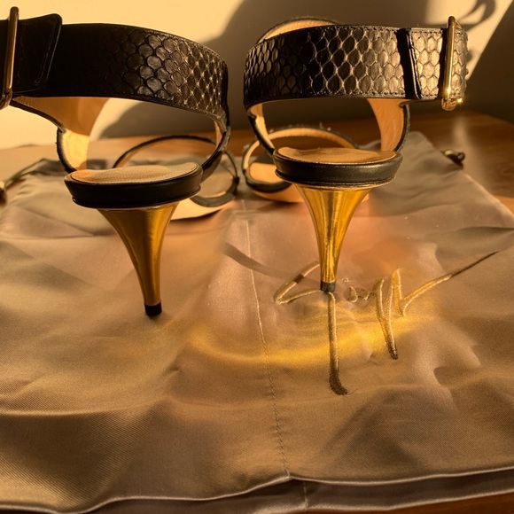 Giuseppe Zanotti (7.5 women) Kitten Heel - Picture 8 of 10